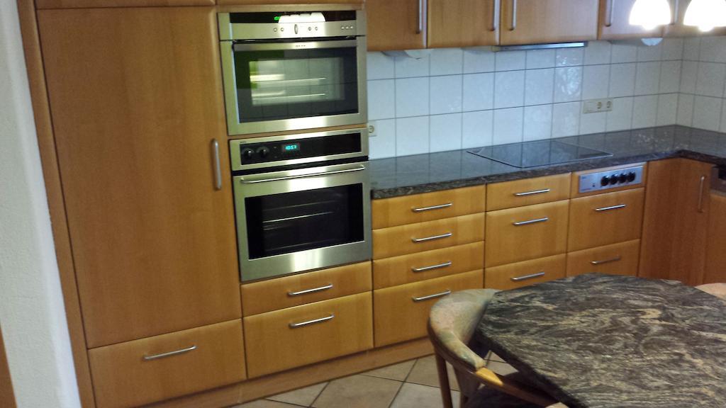 Ferienhaus Schwoerer Rheinhausen Δωμάτιο φωτογραφία