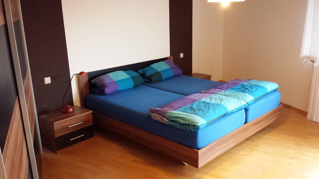 Ferienhaus Schwoerer Rheinhausen Δωμάτιο φωτογραφία